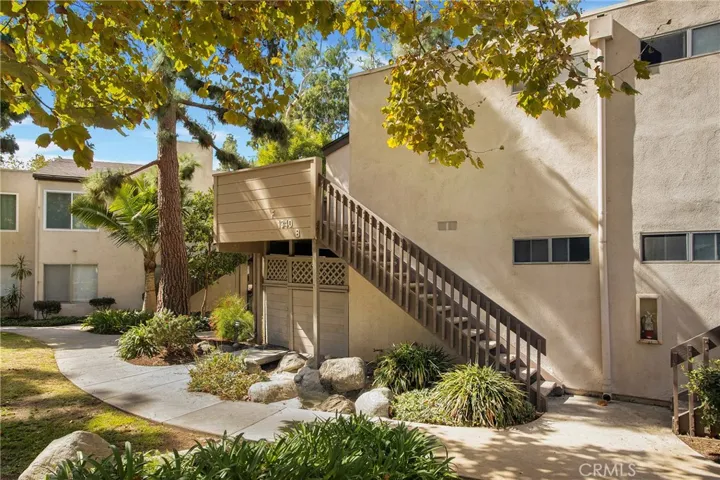 1340 Cabrillo Park Drive F, Santa Ana, California 92701