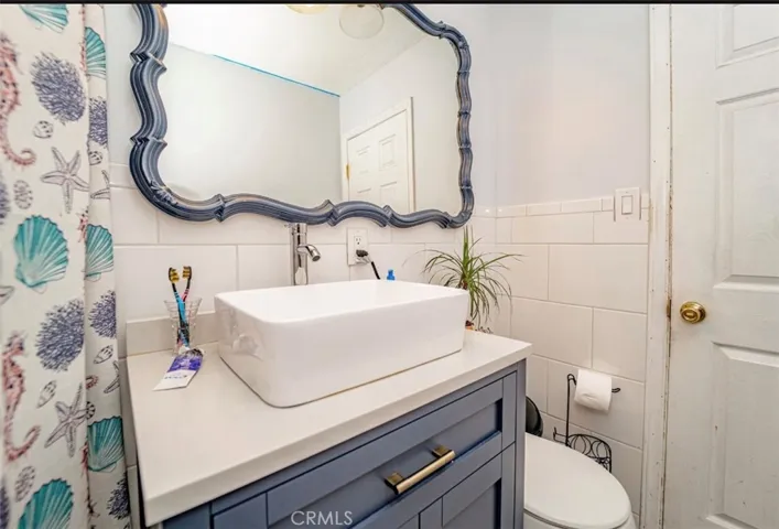 16912 Eastwood Avenue, Torrance, California 90504