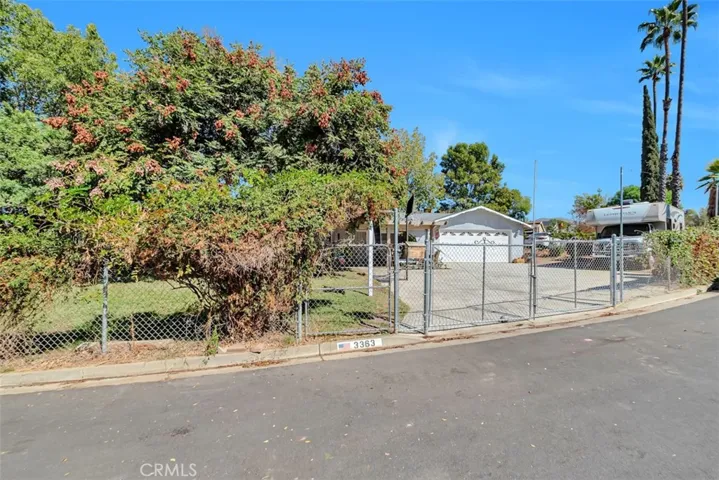 3363 Cannes Avenue, Riverside, California 92501