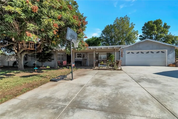 3363 Cannes Avenue, Riverside, California 92501