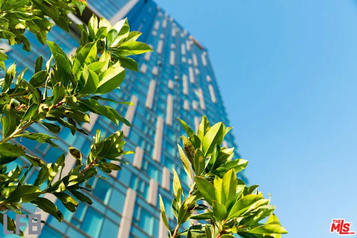 889 Francisco Street 803, Los Angeles, California 90017