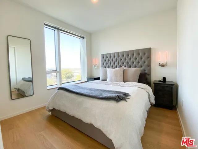 889 Francisco Street 803, Los Angeles, California 90017