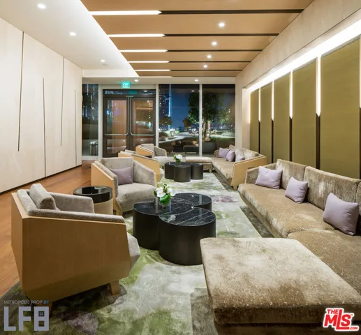 889 Francisco Street 803, Los Angeles, California 90017