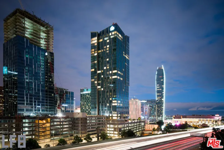 889 Francisco Street 803, Los Angeles, California 90017