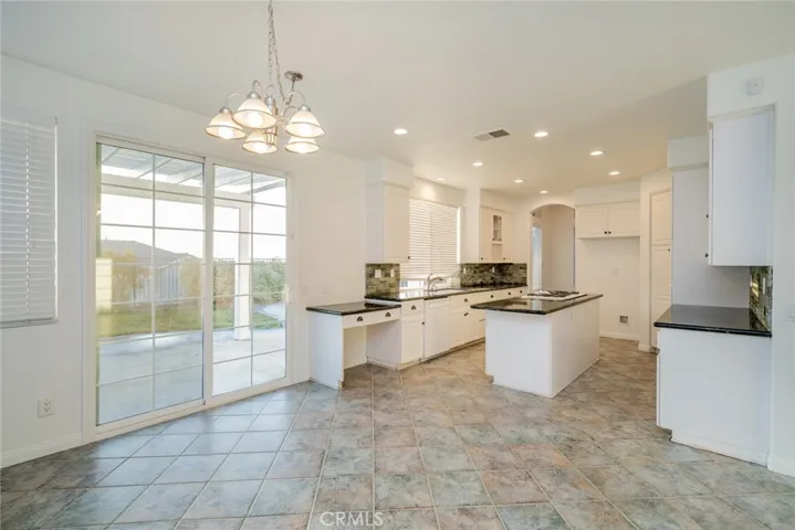 42836 Woody Knoll Road, Murrieta, California 92562