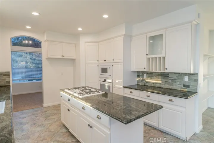 42836 Woody Knoll Road, Murrieta, California 92562