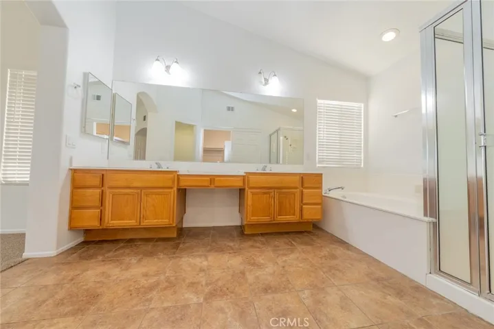 42836 Woody Knoll Road, Murrieta, California 92562