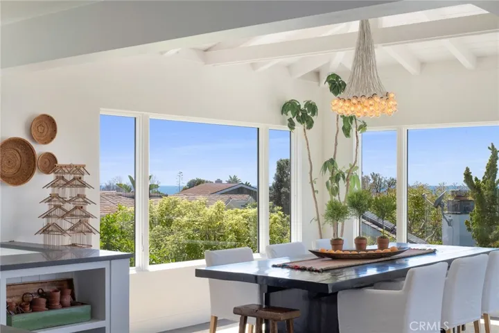 416 De Sola Ter, Corona Del Mar, California 92625