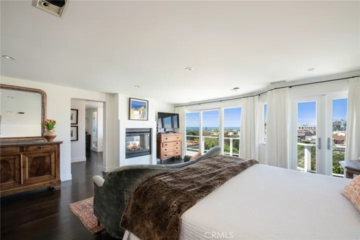 416 De Sola Ter, Corona Del Mar, California 92625