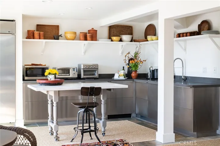 416 De Sola Ter, Corona Del Mar, California 92625