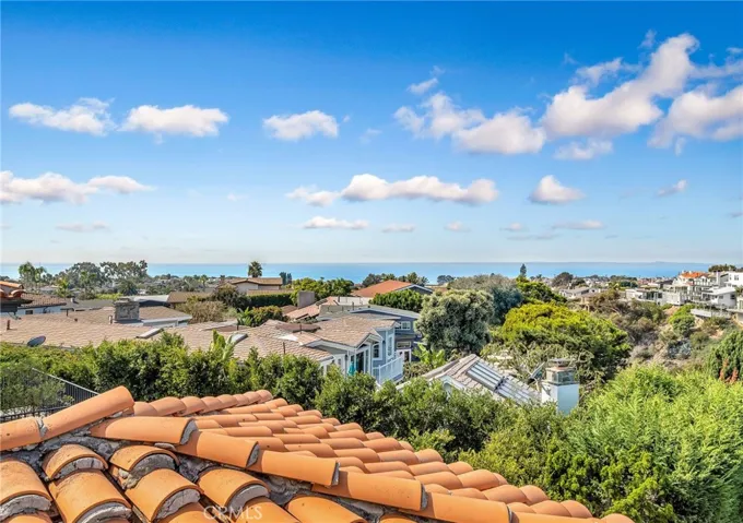 416 De Sola Ter, Corona Del Mar, California 92625
