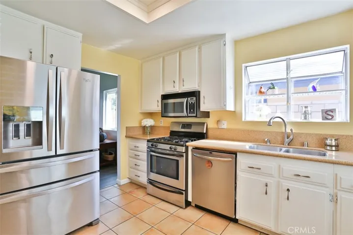 10082 Palo Alto Street, Rancho Cucamonga, California 91730