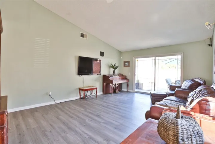 10082 Palo Alto Street, Rancho Cucamonga, California 91730