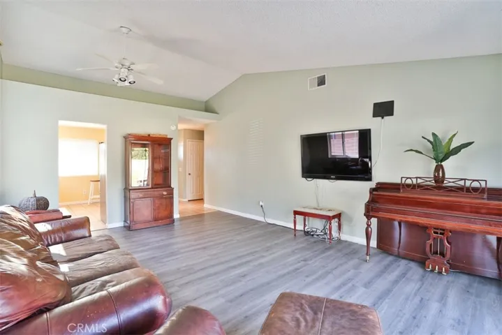 10082 Palo Alto Street, Rancho Cucamonga, California 91730