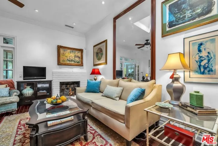 8666 Lookout Mountain Avenue, Los Angeles, California 90046
