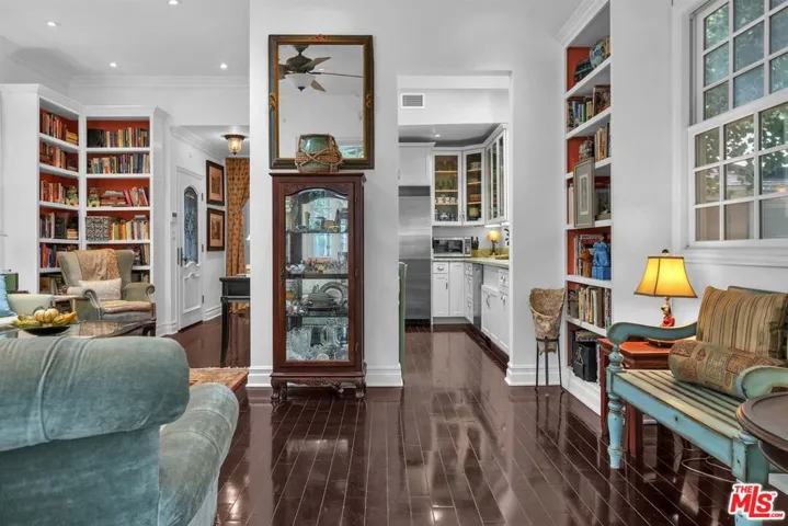 8666 Lookout Mountain Avenue, Los Angeles, California 90046