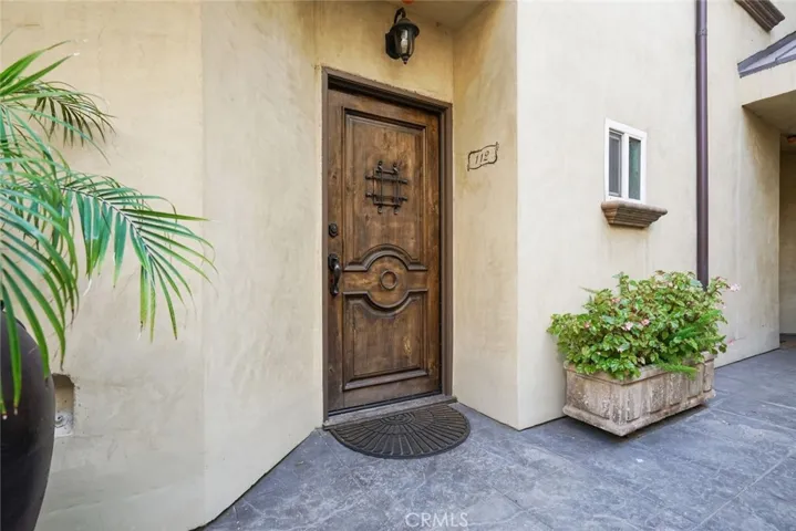 4128 Whitsett Avenue 112, Studio City, California 91604