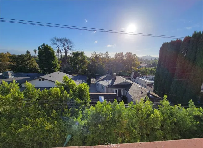 4128 Whitsett Avenue 112, Studio City, California 91604