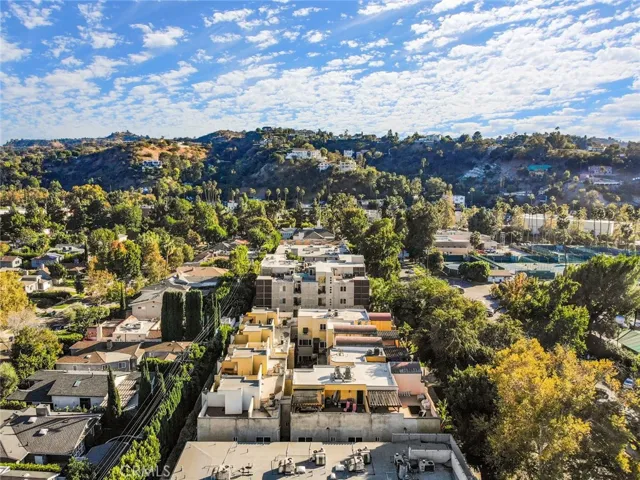 4128 Whitsett Avenue 112, Studio City, California 91604