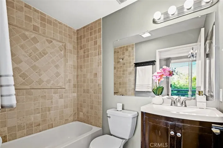 4128 Whitsett Avenue 112, Studio City, California 91604