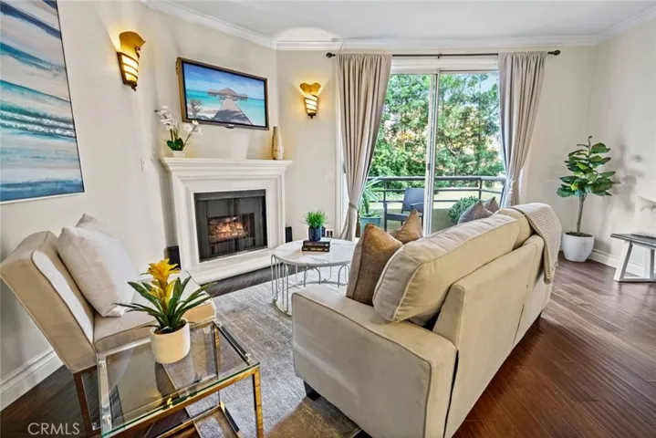 4128 Whitsett Avenue 112, Studio City, California 91604