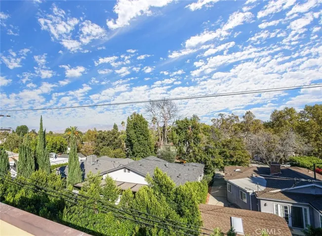 4128 Whitsett Avenue 112, Studio City, California 91604