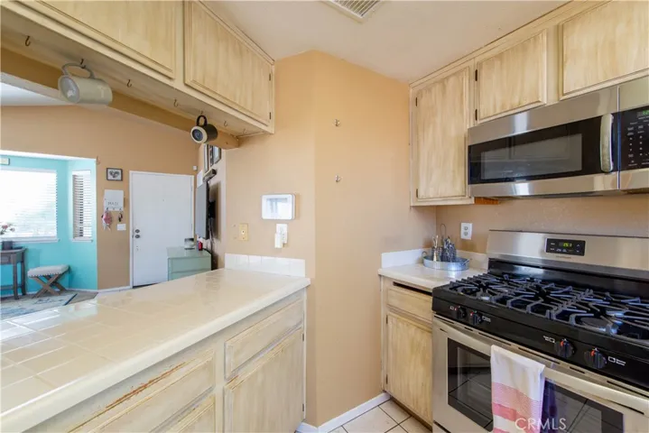 27894 Moonridge Drive, Romoland, California 92585