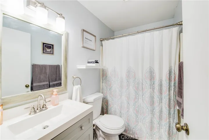27894 Moonridge Drive, Romoland, California 92585