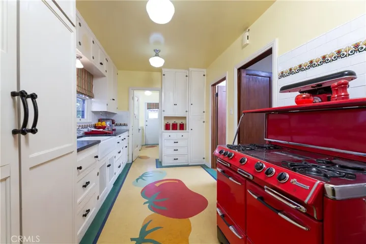 3621 Gundry Avenue, Long Beach, California 90807
