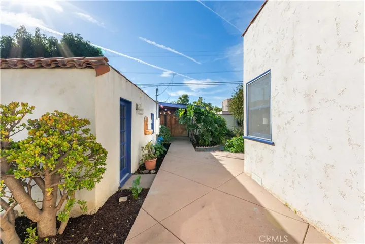 3621 Gundry Avenue, Long Beach, California 90807