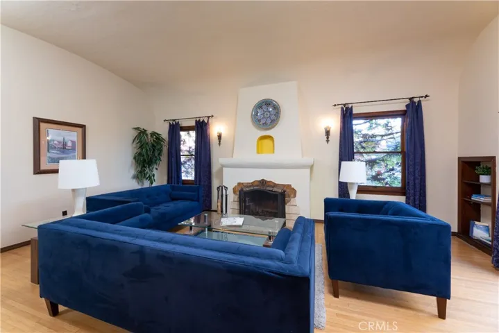 Egyptian tile around wood burning fireplace