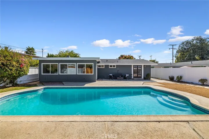 292 Joann Street, Costa Mesa, California 92626