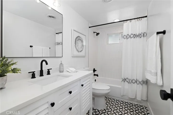 292 Joann Street, Costa Mesa, California 92626