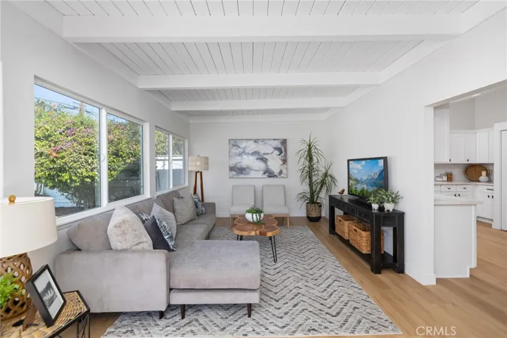 292 Joann Street, Costa Mesa, California 92626
