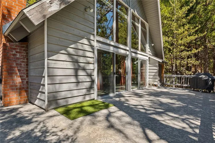 LARGE DECK