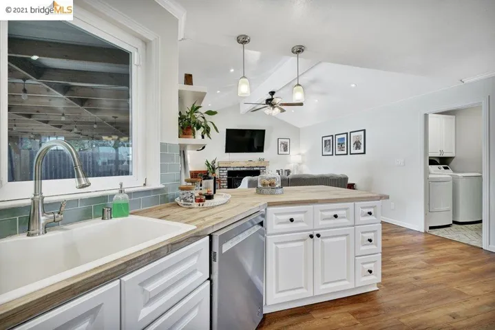 1487 Mallard Ln, Oakley, California 94561