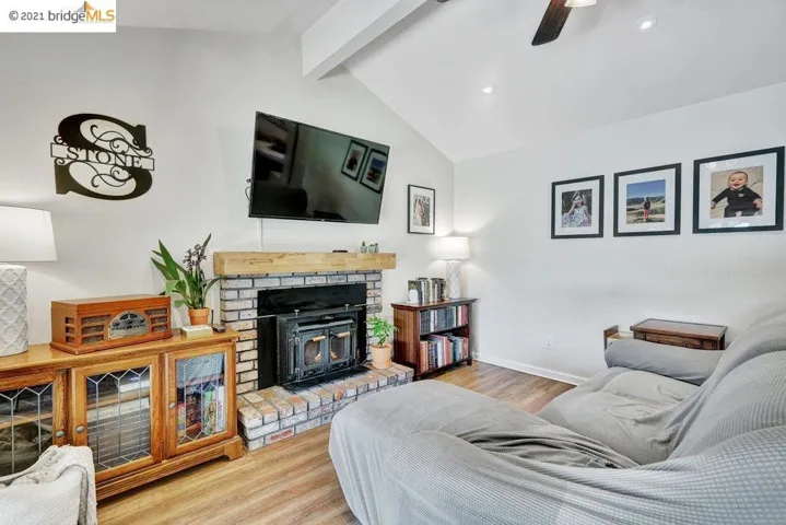1487 Mallard Ln, Oakley, California 94561