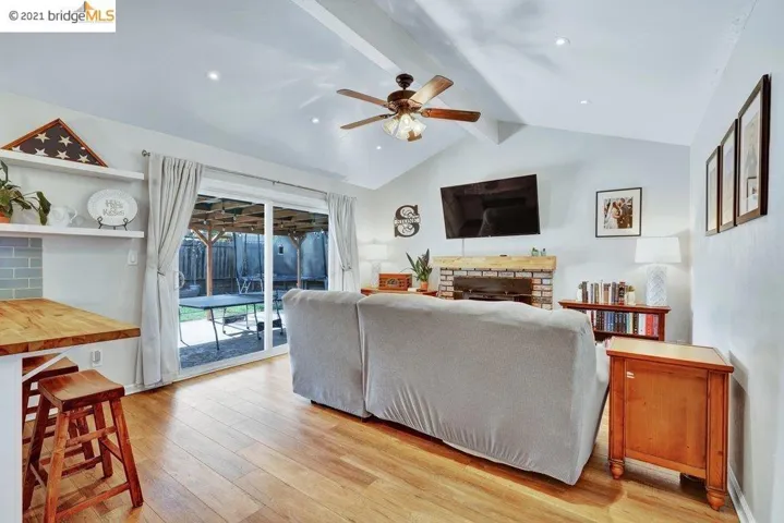 1487 Mallard Ln, Oakley, California 94561