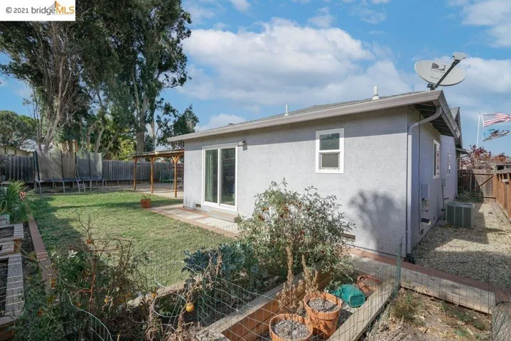 1487 Mallard Ln, Oakley, California 94561