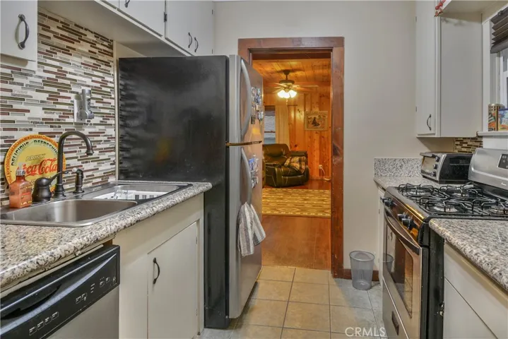 31740 Silver Spruce Drive, Running Springs, California 92382