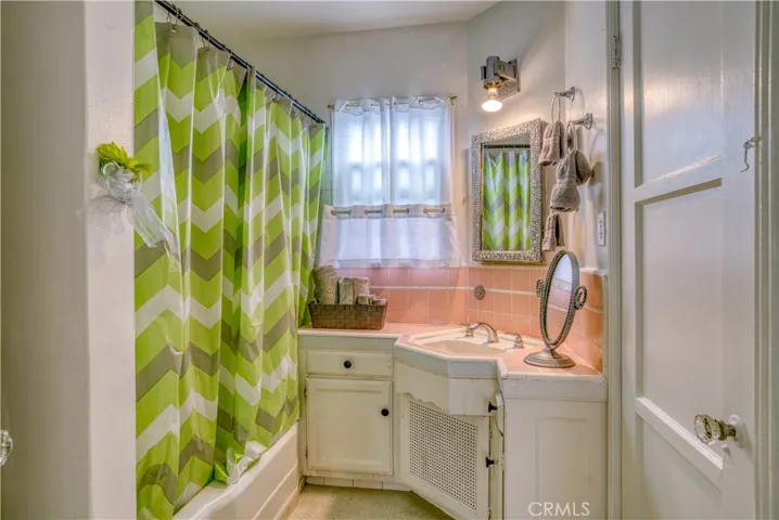 Front Home - 8416 Byrd Ave.  Bathroom