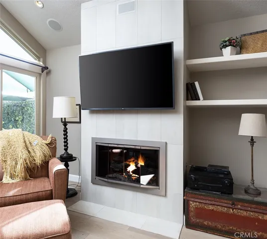 477 E Yale 22, Irvine, California 92614