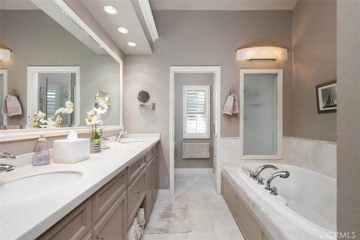 477 E Yale 22, Irvine, California 92614