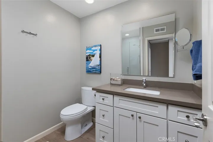 477 E Yale 22, Irvine, California 92614
