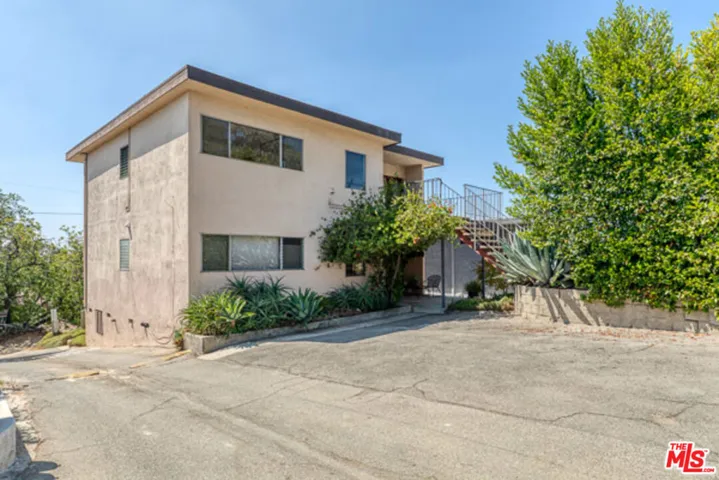 2253 Moore Street, Los Angeles, California 90039
