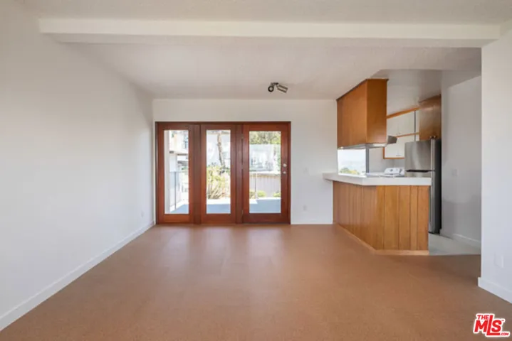 2253 Moore Street, Los Angeles, California 90039