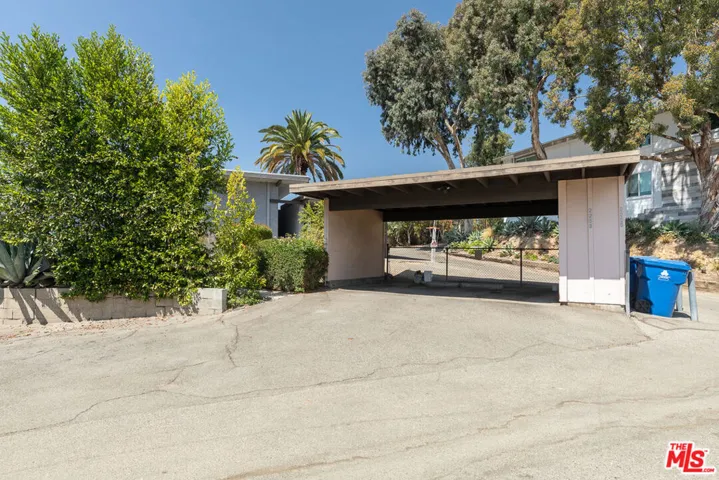 2253 Moore Street, Los Angeles, California 90039