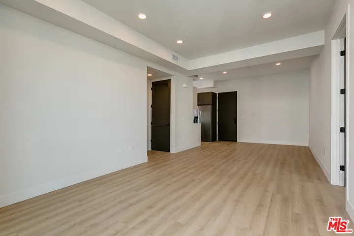 3833 Dunn 401, Culver City, California 90232