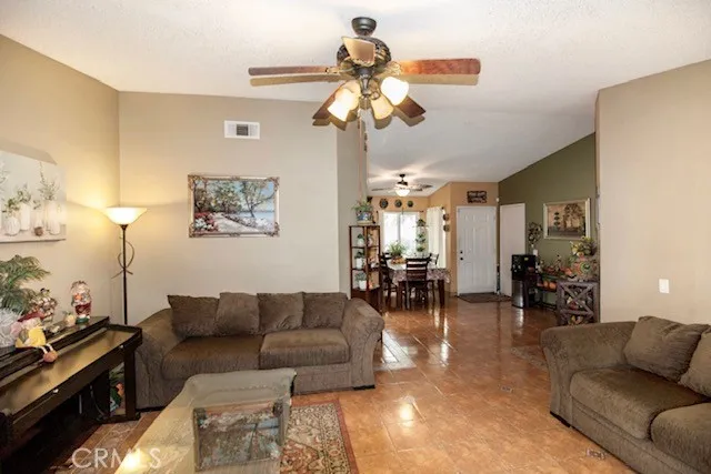 1000 W Citrus Street, Colton, California 92324