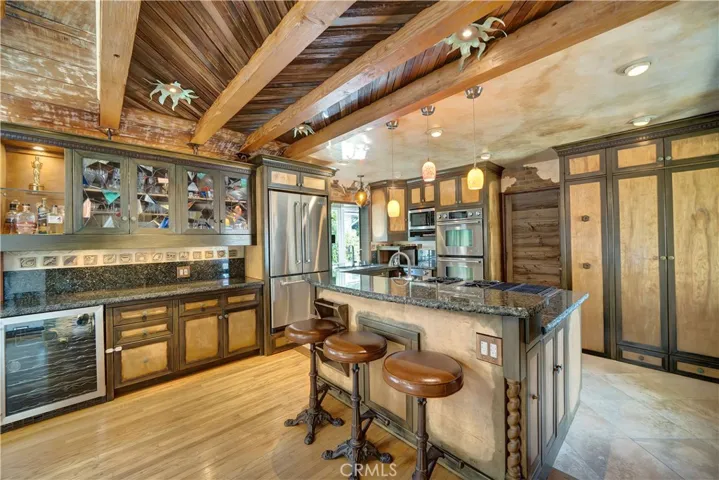 4984 Topanga Canyon Boulevard, Woodland Hills, California 91364